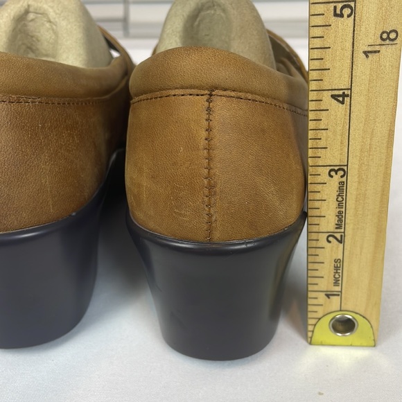 NWOT Alegria Maya Walnut Mary Jane Inspired Wedge Women’s Size 37 = 7 - 7.5 - Picture 4 of 16